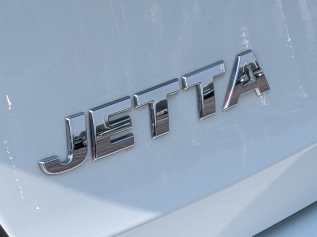 Thumbnail: 2019 Volkswagen Jetta - 7