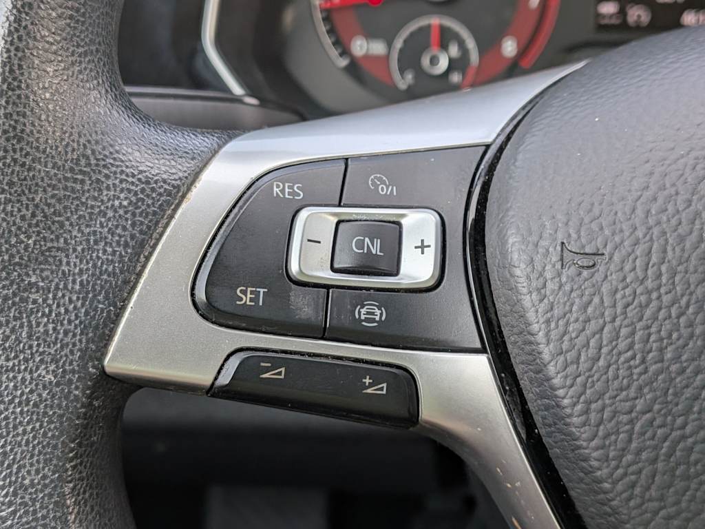 Thumbnail: 2019 Volkswagen Jetta - 27