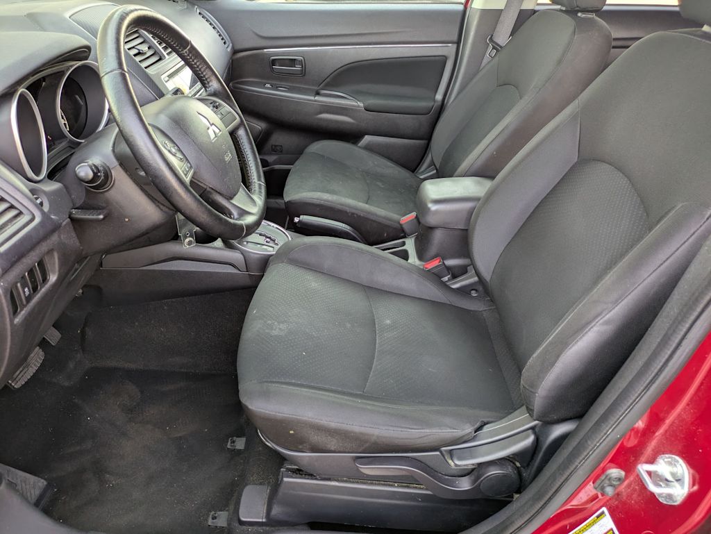 Thumbnail: 2015 Mitsubishi Outlander Sport - 10