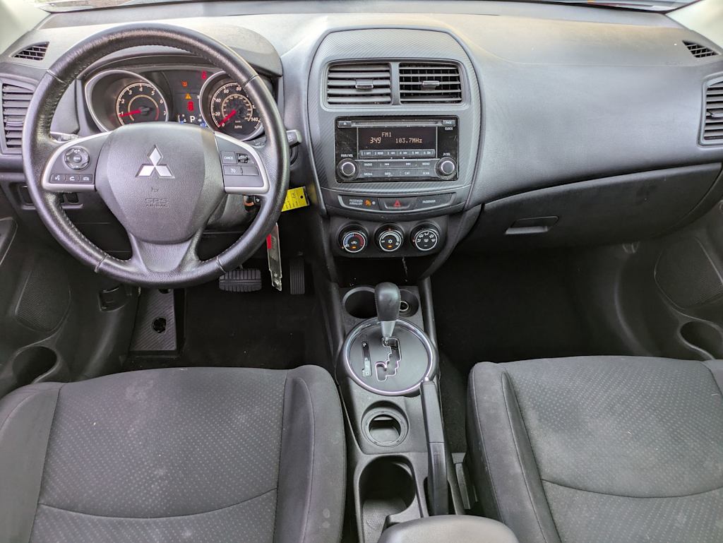 Thumbnail: 2015 Mitsubishi Outlander Sport - 9