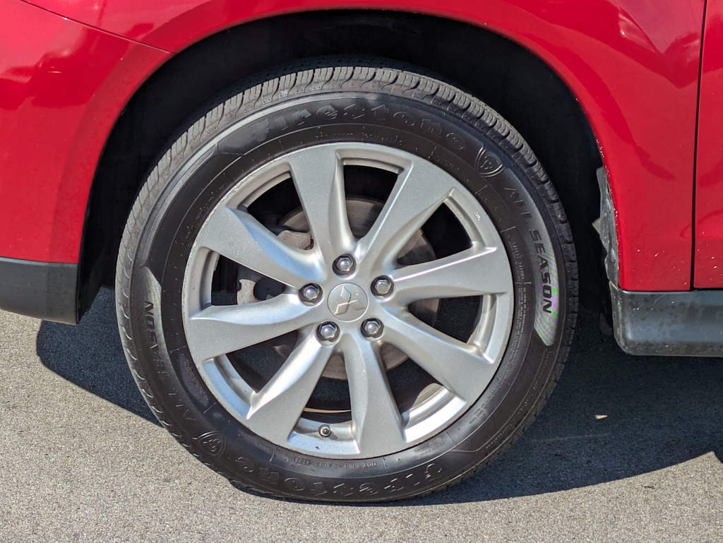 Thumbnail: 2015 Mitsubishi Outlander Sport - 8