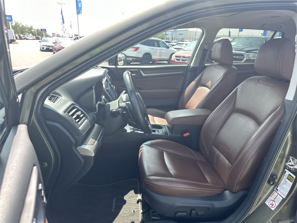 2019 Subaru Outback Touring 10