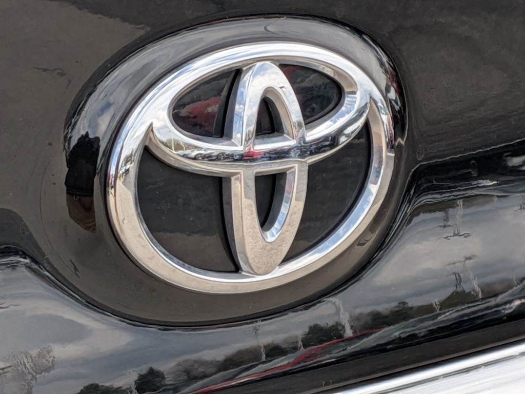 Thumbnail: 2017 Toyota Camry - 25