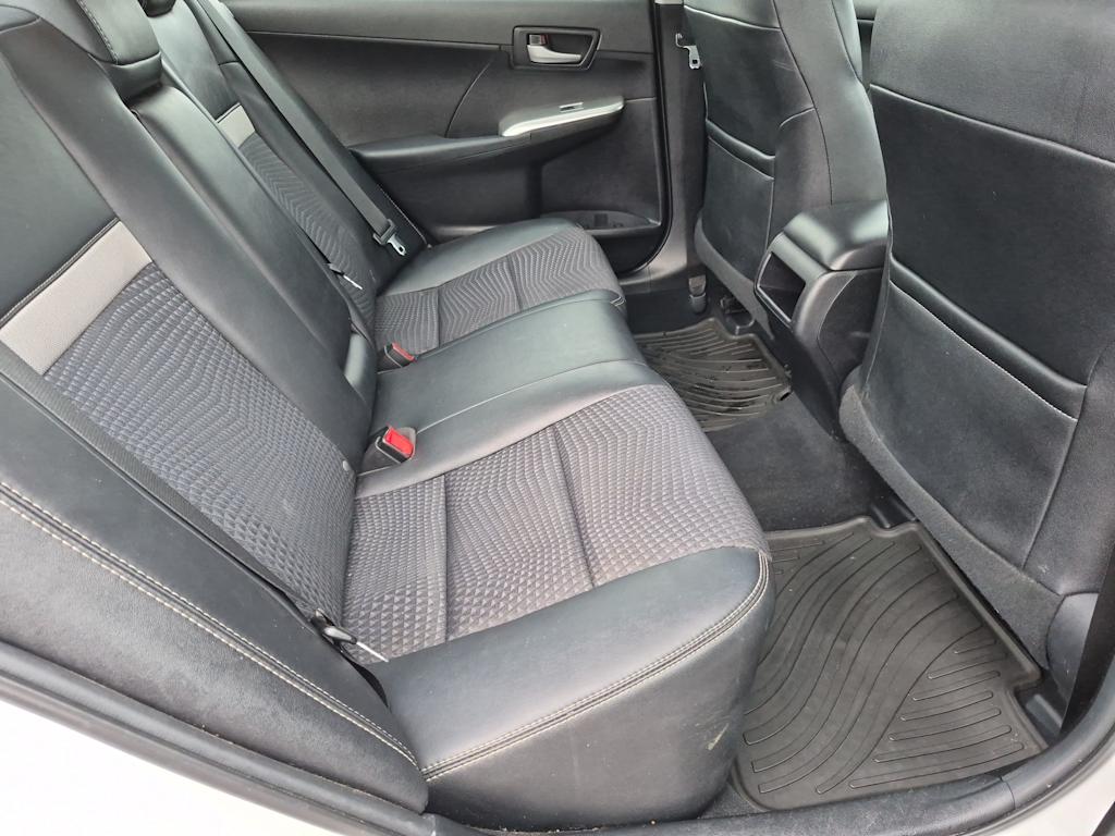 Thumbnail: 2012 Toyota Camry - 29