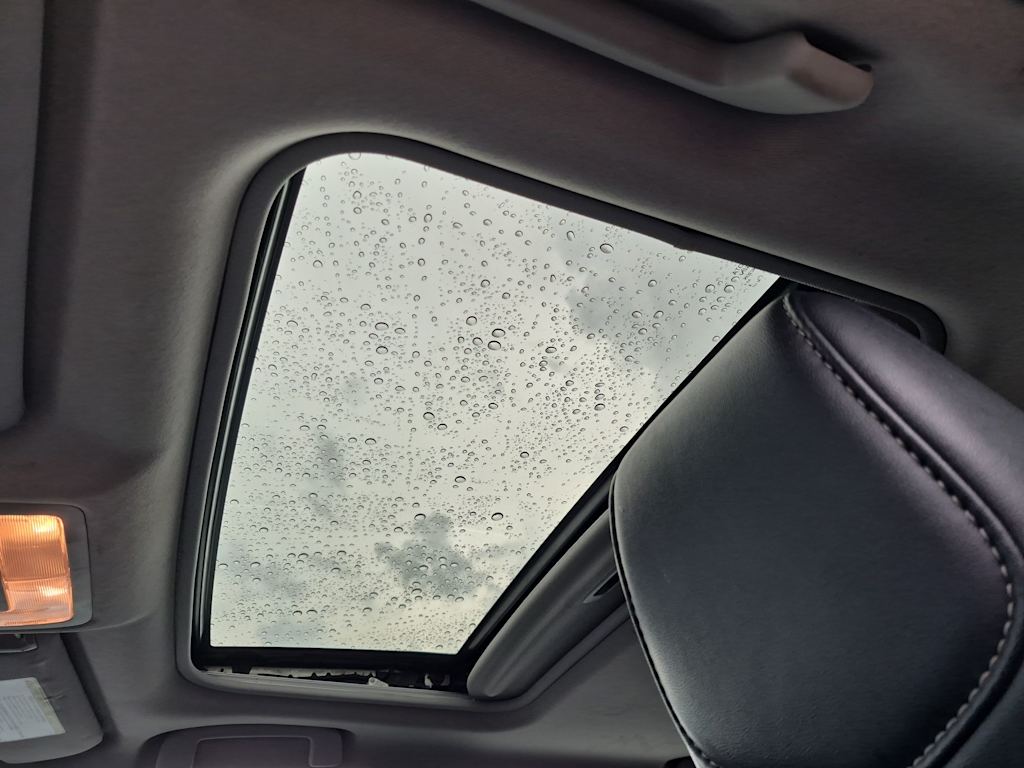 Thumbnail: 2012 Toyota Camry - 27