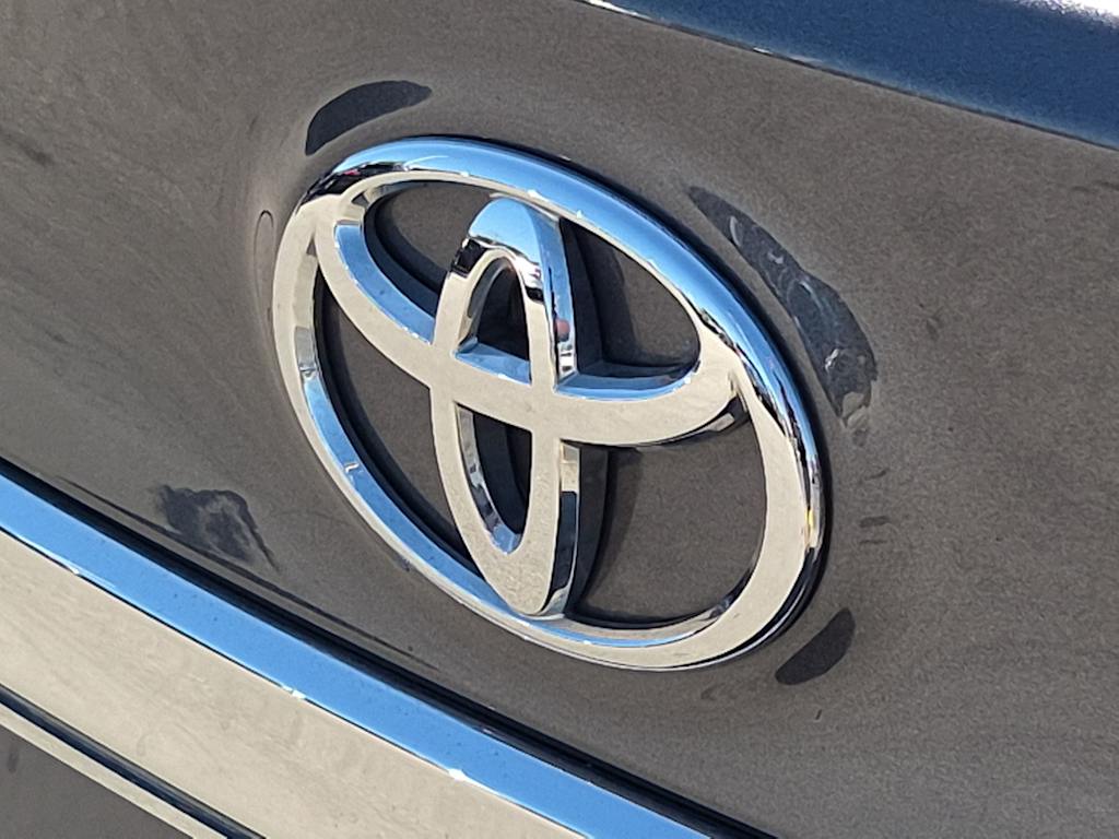 Thumbnail: 2018 Toyota Avalon - 24