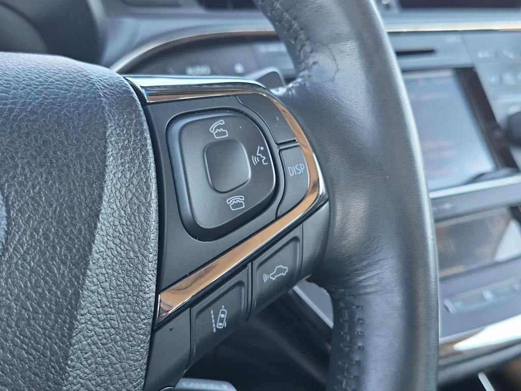 Thumbnail: 2018 Toyota Avalon - 30