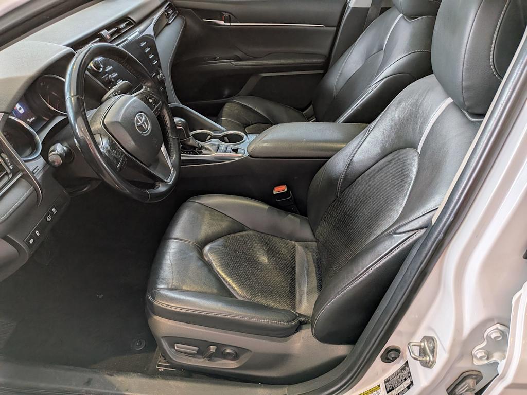 Thumbnail: 2019 Toyota Camry - 10