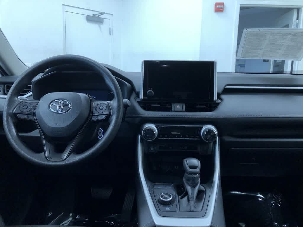 Thumbnail: 2025 Toyota RAV4 - 8