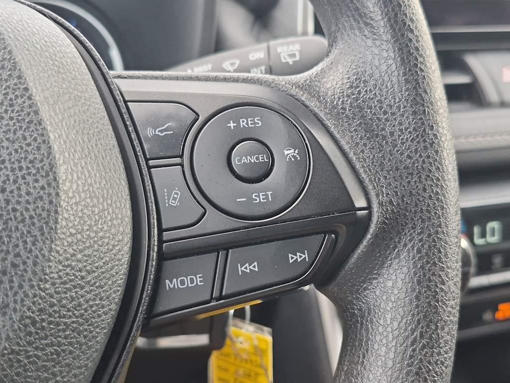 Thumbnail: 2025 Toyota RAV4 - 28