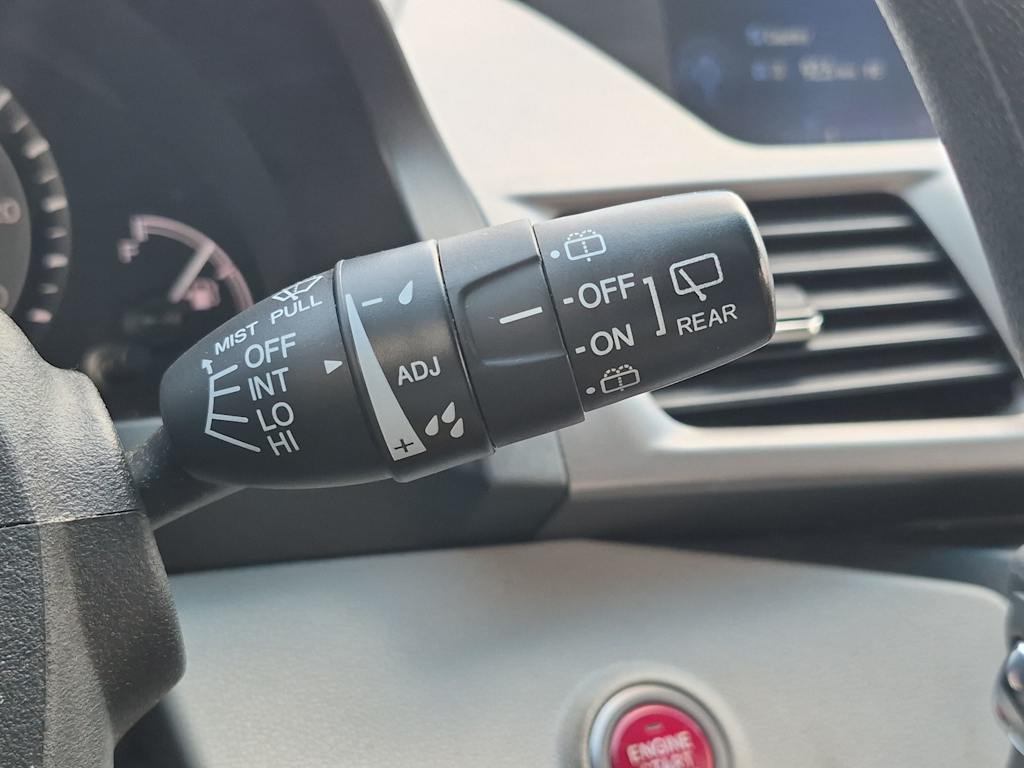 Thumbnail: 2016 Honda Odyssey - 14