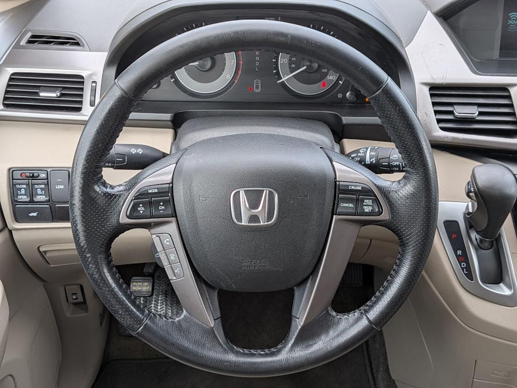Thumbnail: 2015 Honda Odyssey - 13