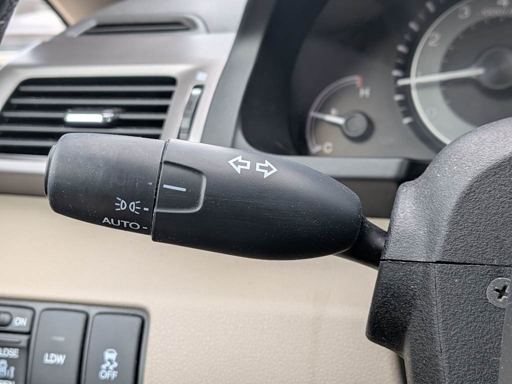 Thumbnail: 2015 Honda Odyssey - 16