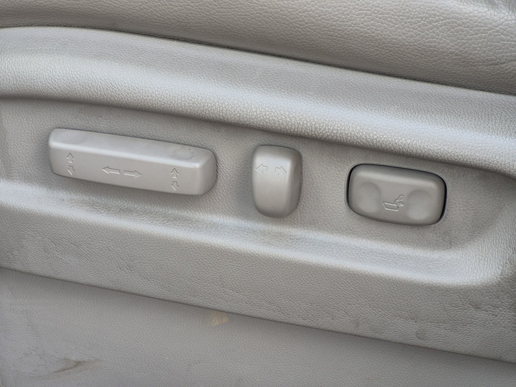 Thumbnail: 2016 Honda Odyssey - 25