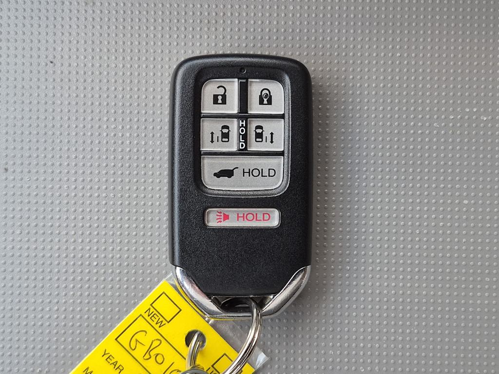Thumbnail: 2016 Honda Odyssey - 18