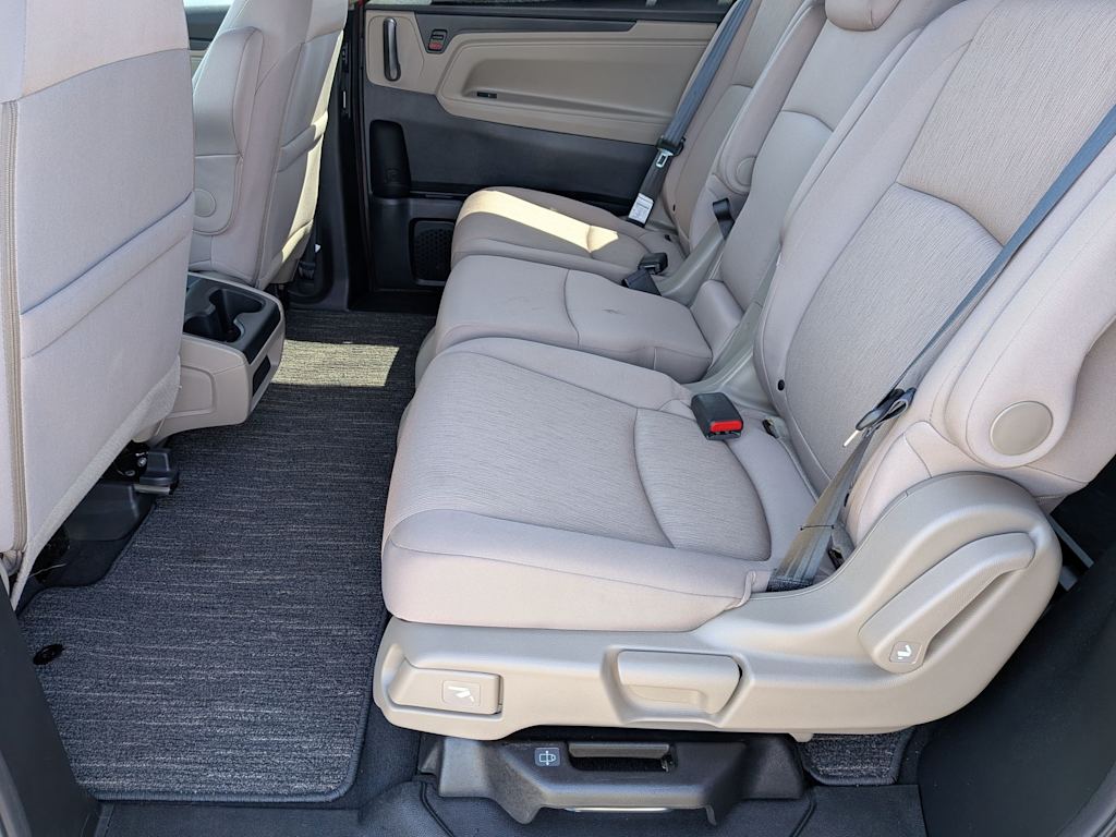 Thumbnail: 2023 Honda Odyssey - 12
