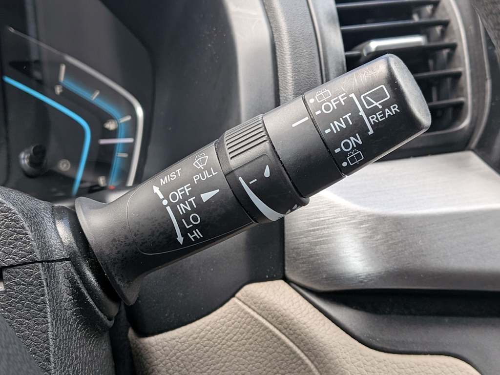 Thumbnail: 2023 Honda Odyssey - 30