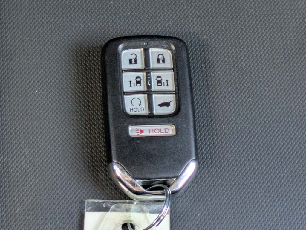 Thumbnail: 2019 Honda Odyssey - 19