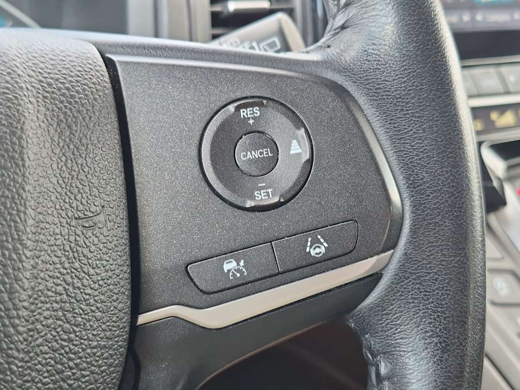 Thumbnail: 2023 Honda Odyssey - 31