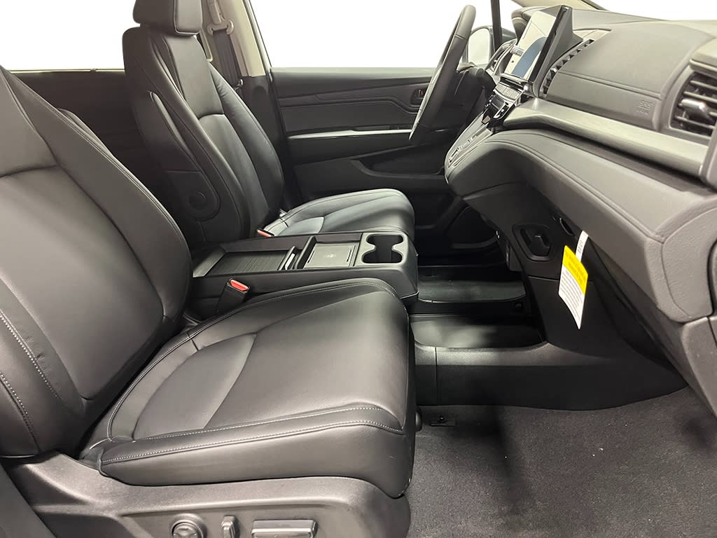 2025 Honda Odyssey EX-L 12