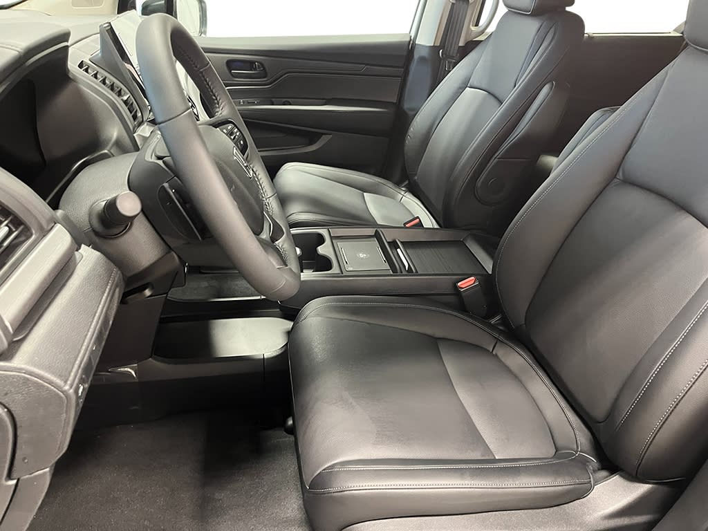 2025 Honda Odyssey EX-L 11