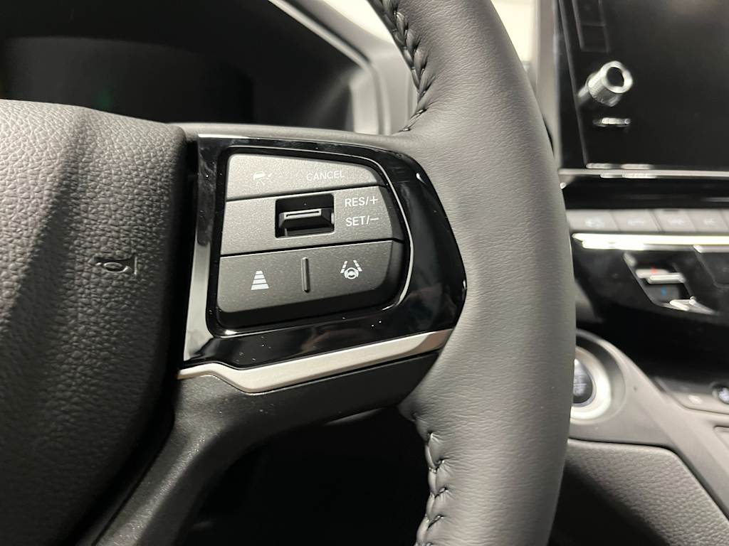 2025 Honda Odyssey EX-L 23