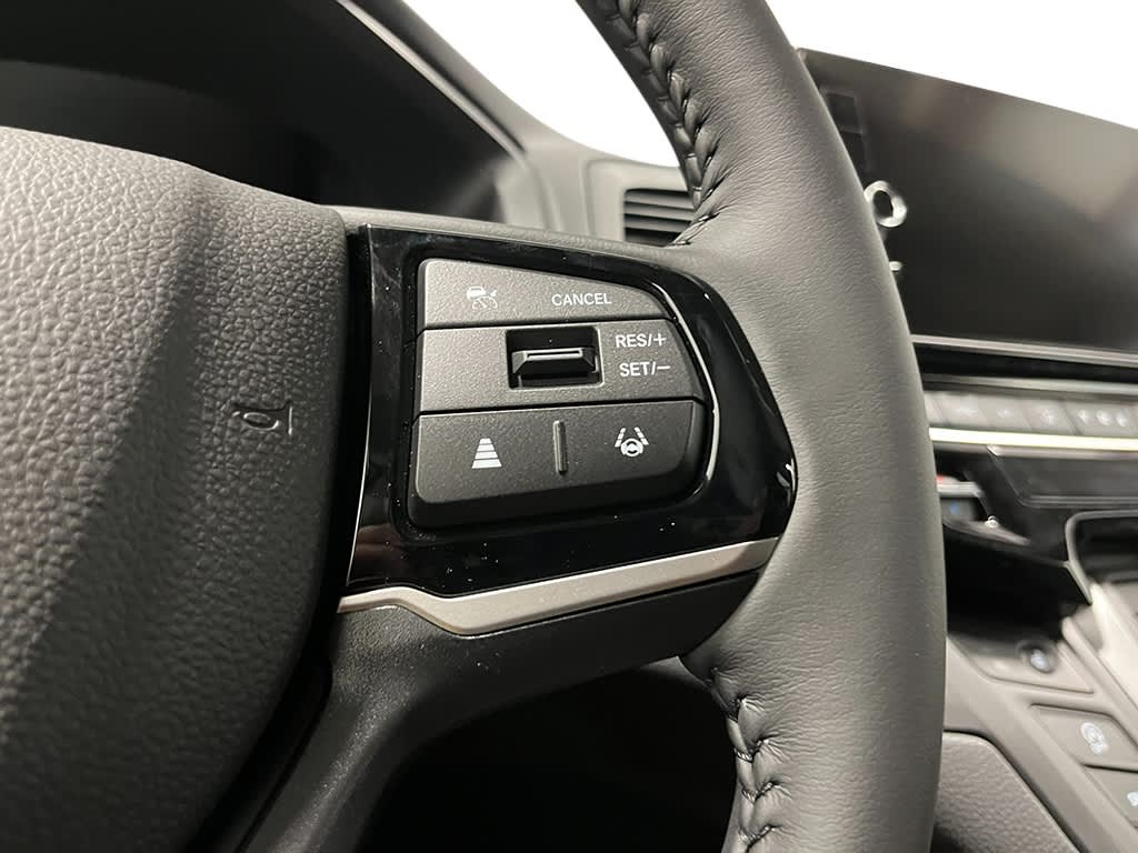 2025 Honda Odyssey EX-L 23