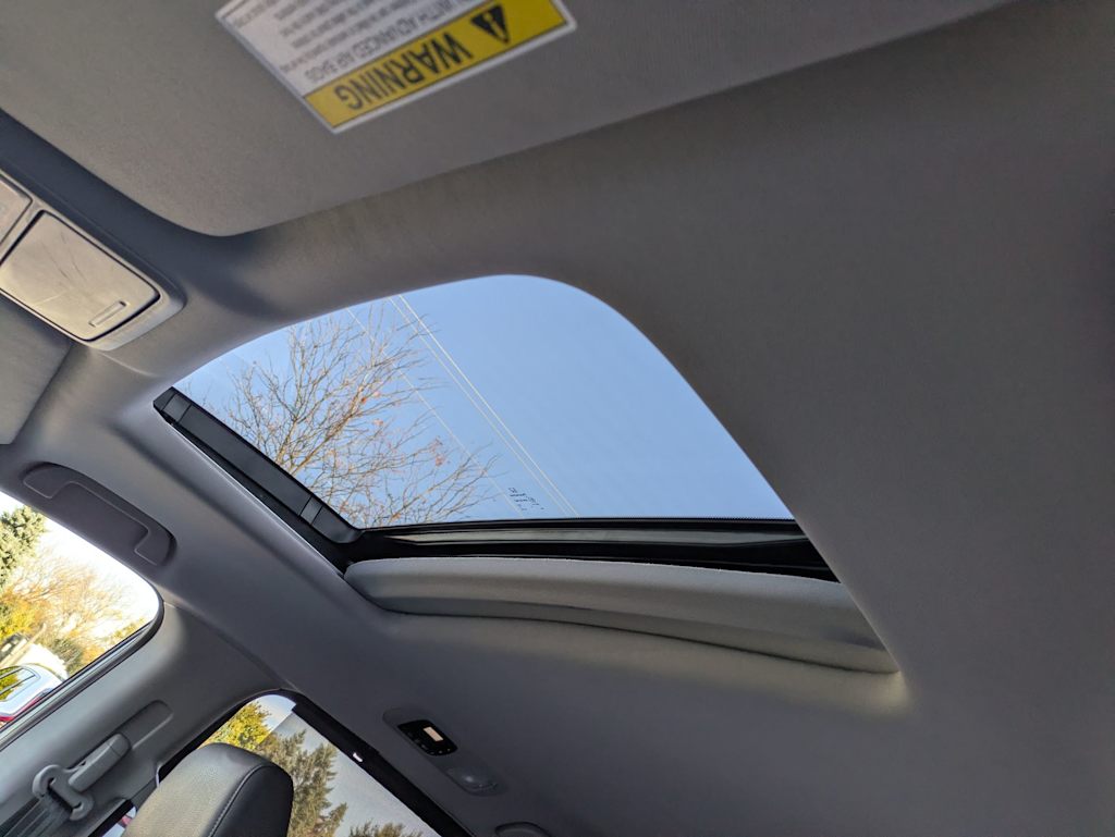 Thumbnail: 2023 Honda Odyssey - 25