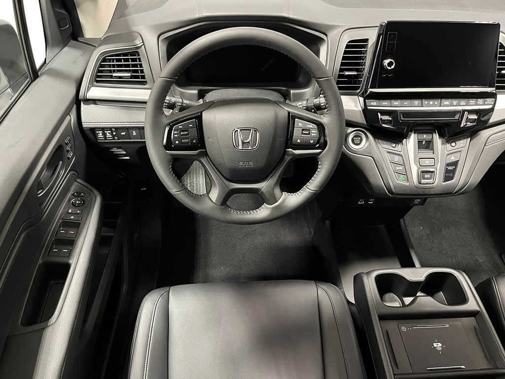 Thumbnail: 2026 Honda Odyssey - 8