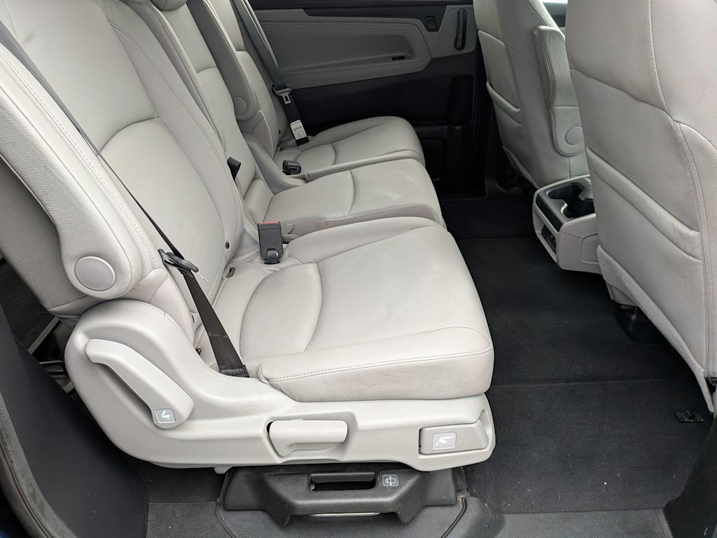 Thumbnail: 2019 Honda Odyssey - 11