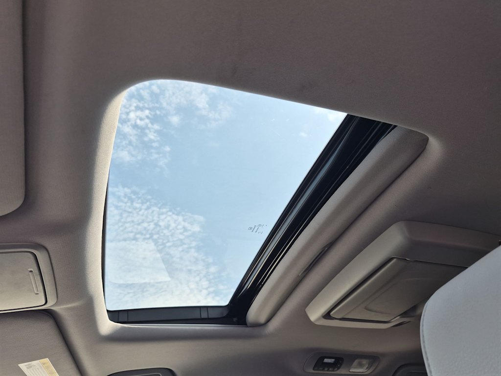 Thumbnail: 2020 Honda Odyssey - 26