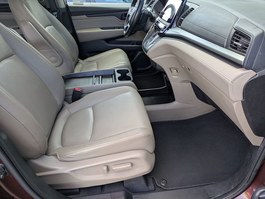 Thumbnail: 2019 Honda Odyssey - 11