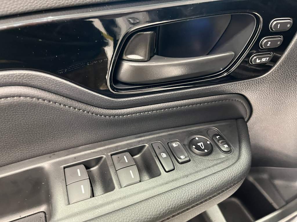 Thumbnail: 2026 Honda Odyssey - 22