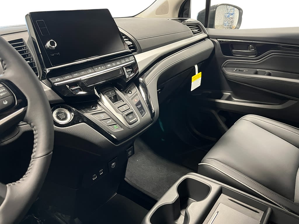 Thumbnail: 2026 Honda Odyssey - 10