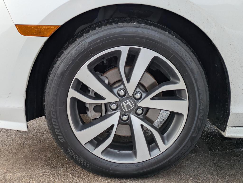 Thumbnail: 2023 Honda Odyssey - 8