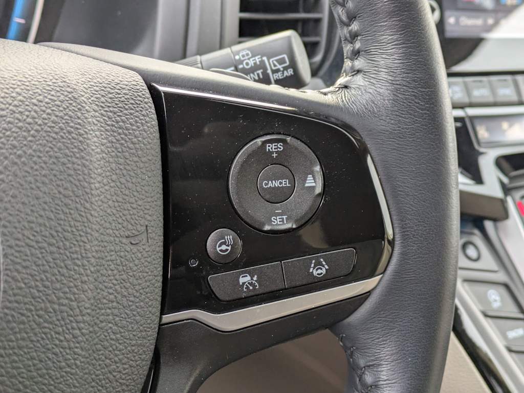 Thumbnail: 2023 Honda Odyssey - 31