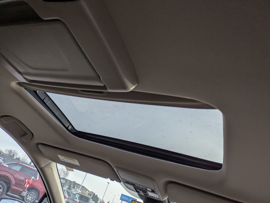 Thumbnail: 2023 Honda Odyssey - 28