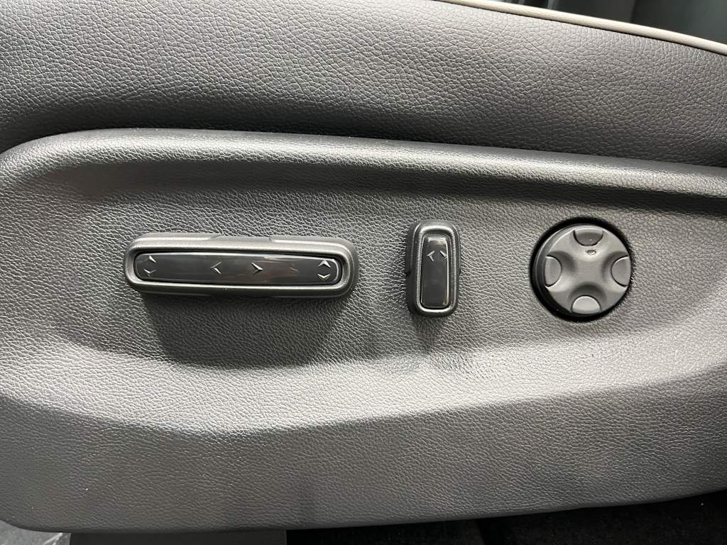 2025 Honda Odyssey Touring 20