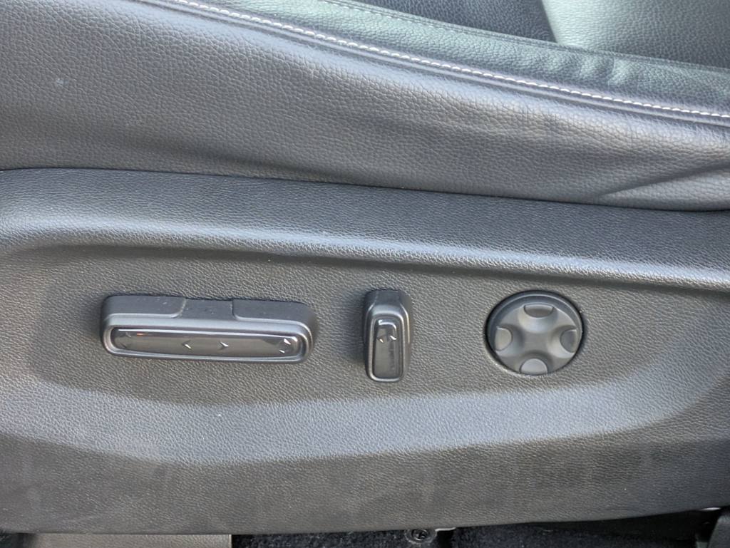 Thumbnail: 2023 Honda Odyssey - 23