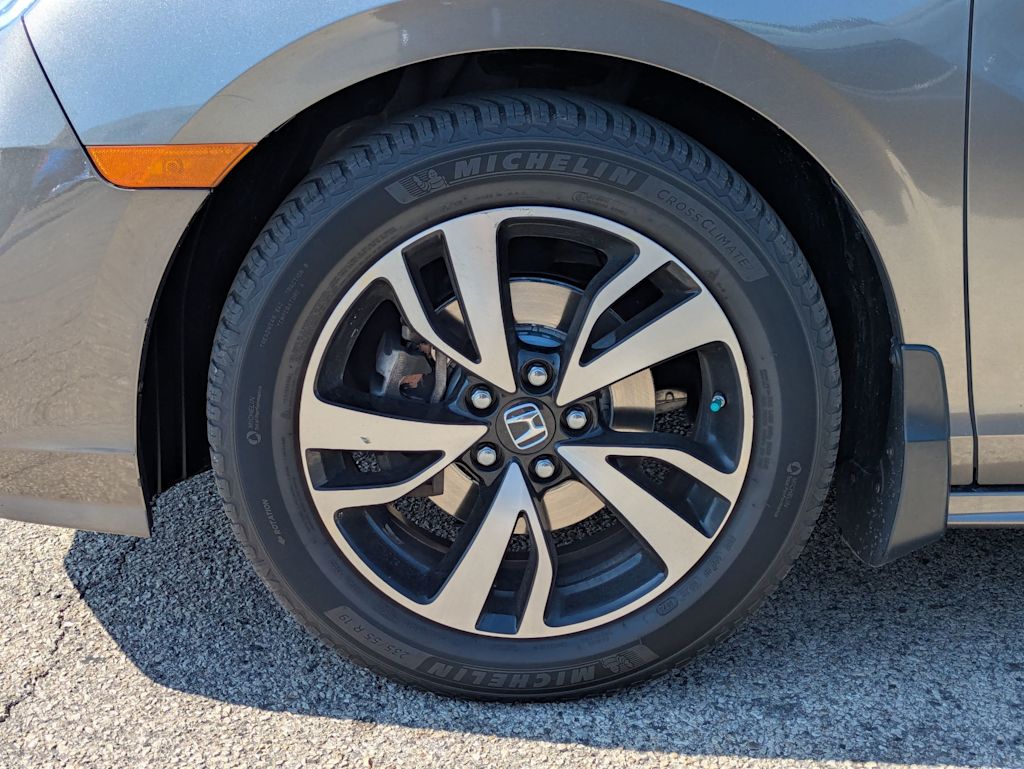 Thumbnail: 2018 Honda Odyssey - 8