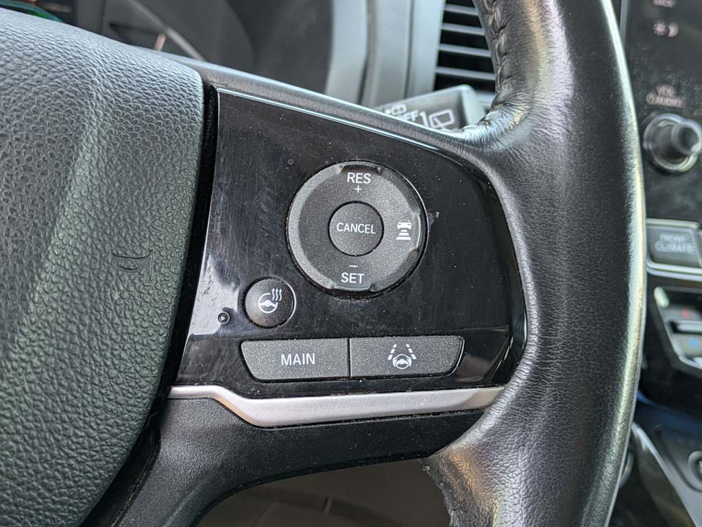 Thumbnail: 2018 Honda Odyssey - 30