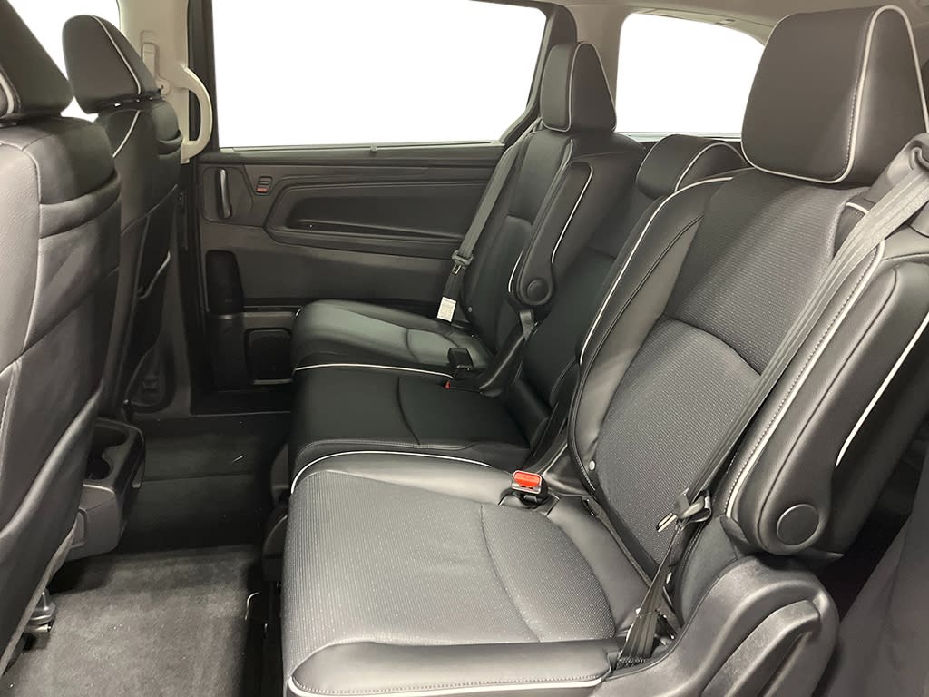 Thumbnail: 2026 Honda Odyssey - 13