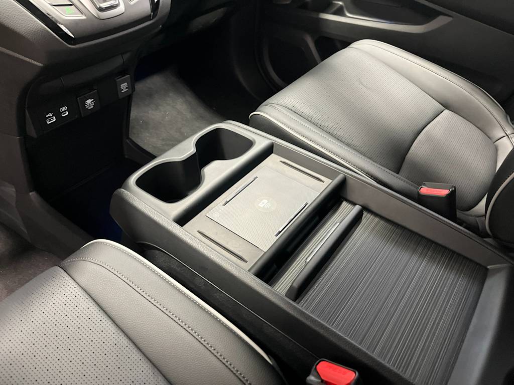 Thumbnail: 2027 Honda Odyssey - 26