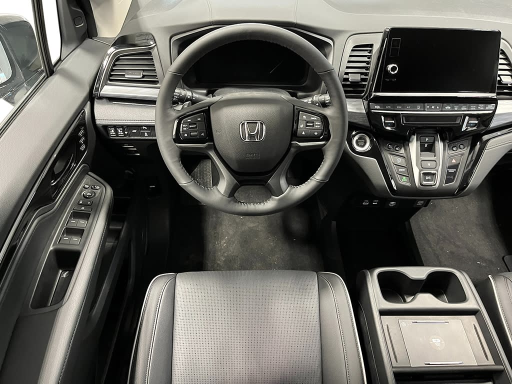 Thumbnail: 2027 Honda Odyssey - 9