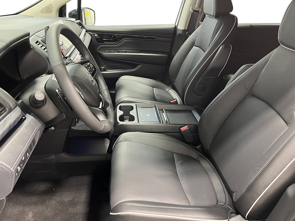 Thumbnail: 2027 Honda Odyssey - 9