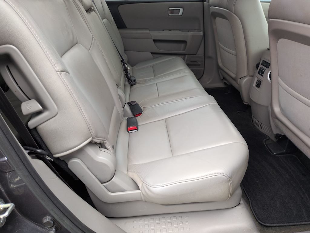 Thumbnail: 2015 Honda Pilot - 29