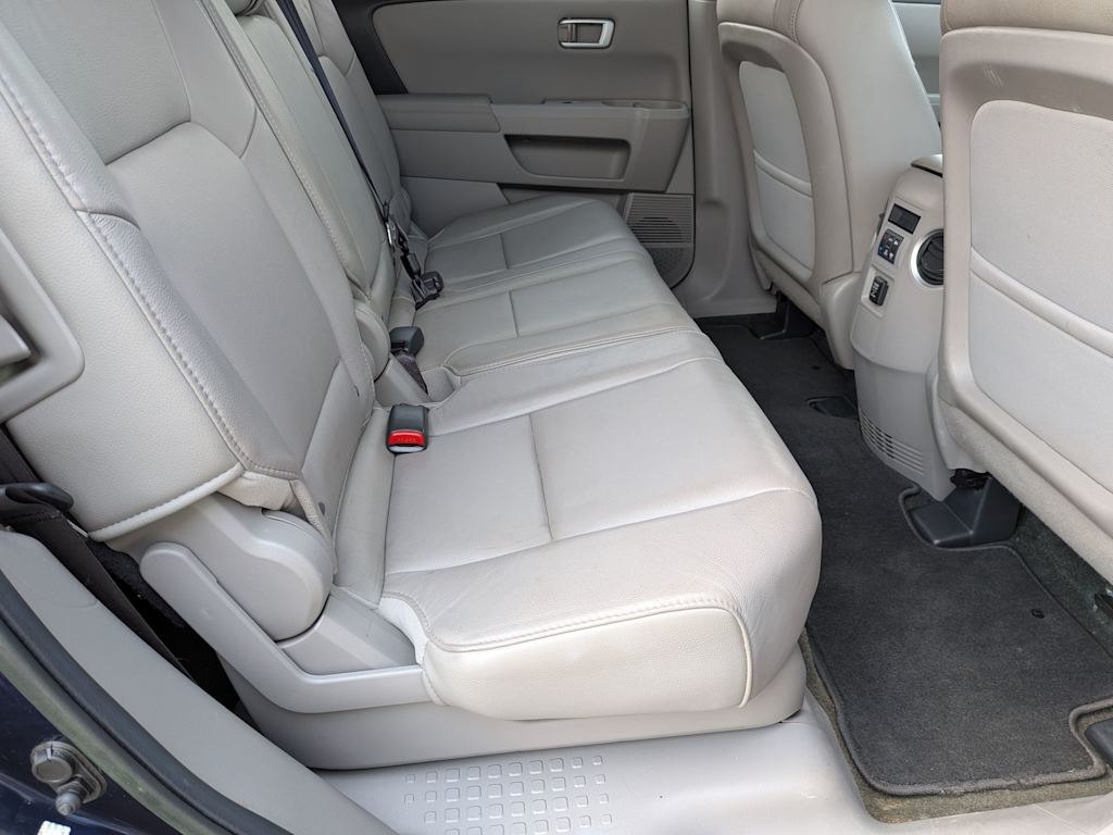 Thumbnail: 2013 Honda Pilot - 27