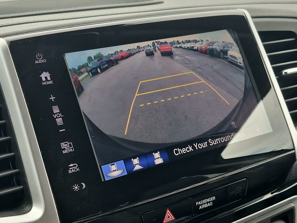 Thumbnail: 2018 Honda Pilot - 34