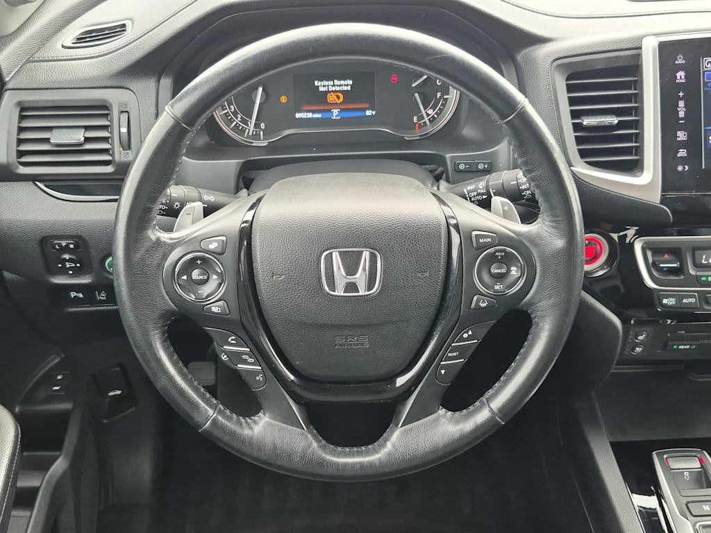 Thumbnail: 2018 Honda Pilot - 13