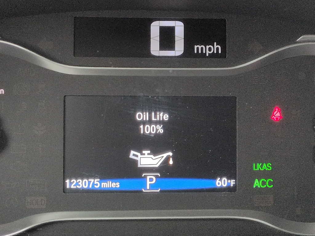 Thumbnail: 2016 Honda Pilot - 16